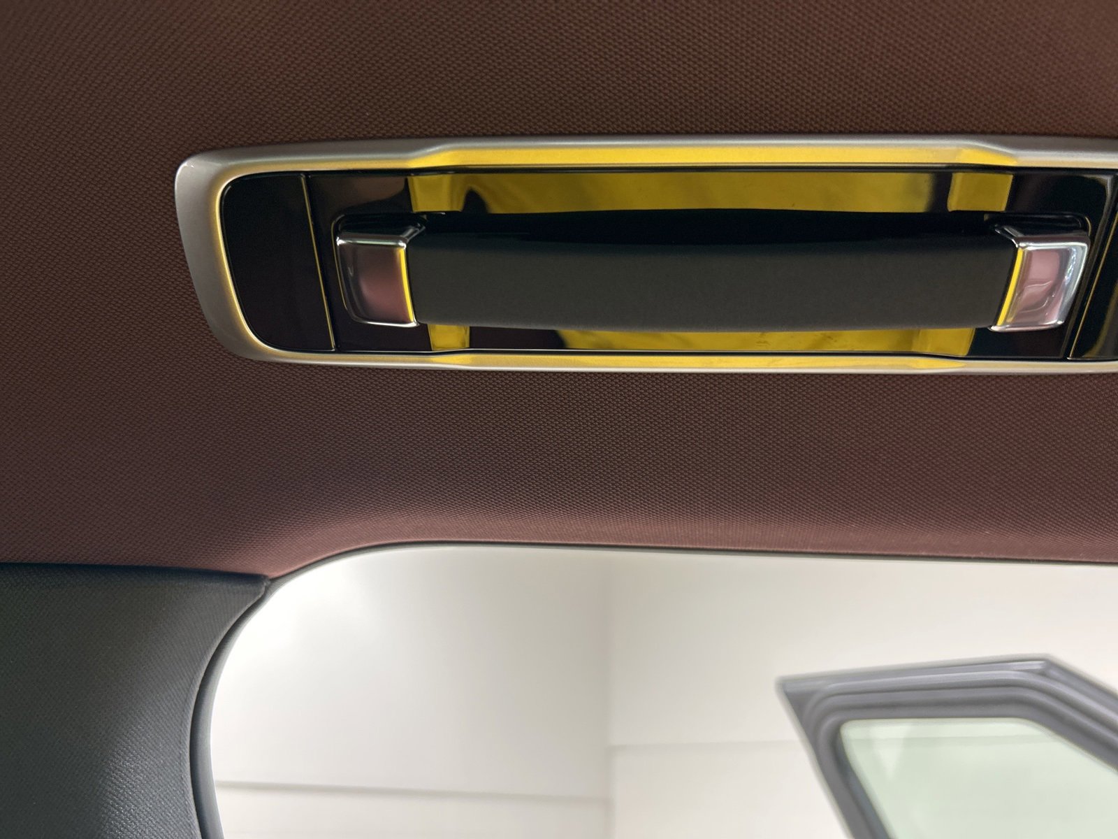 Used 2025 Land Rover Range Rover SE image 43