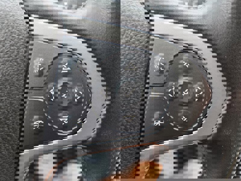 Used 2021 Chevrolet Colorado LT w/ Fleet Safety Package image 14