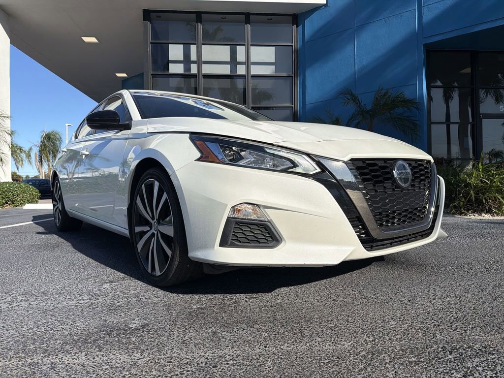 Used 2021 Nissan Altima 2.0 SR image 18