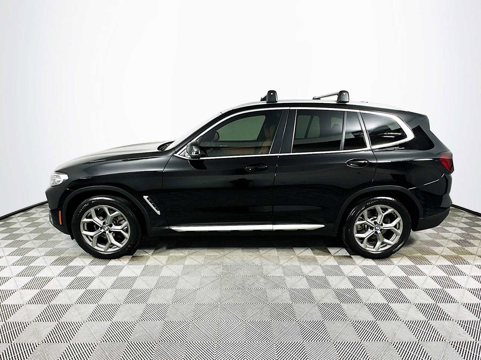 Used 2024 BMW X3 xDrive30i w/ Convenience Package AWD/4WD image 4