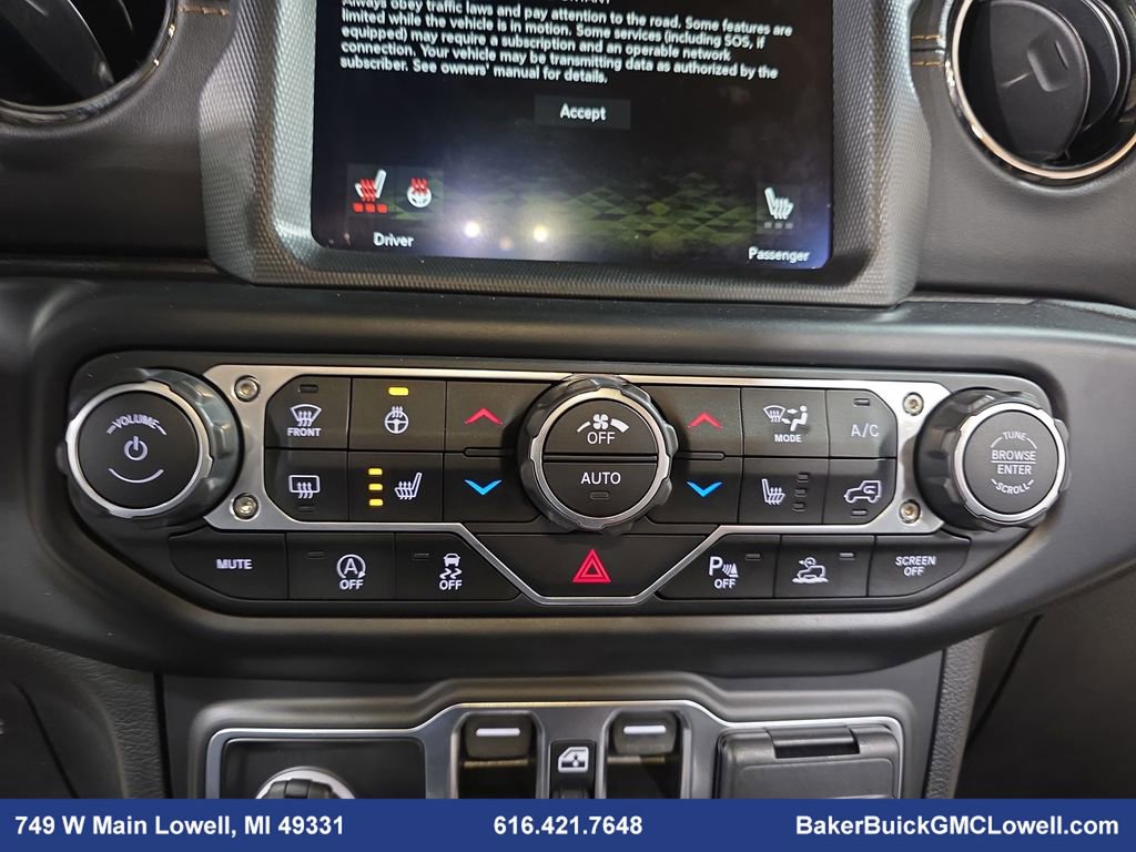 Used 2022 Jeep Wrangler Unlimited Sahara image 20