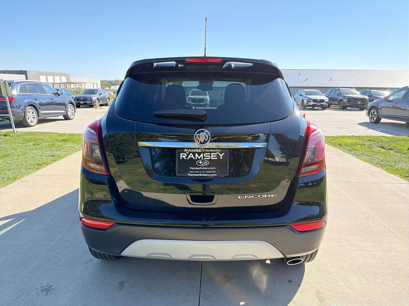 Used 2019 Buick Encore Sport Touring w/ Safety Package FWD image 5