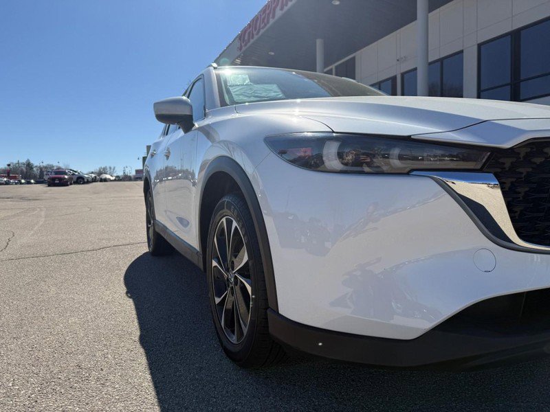 Used 2023 MAZDA CX-5 AWD 2.5 S w/ Premium Plus Pkg image 7