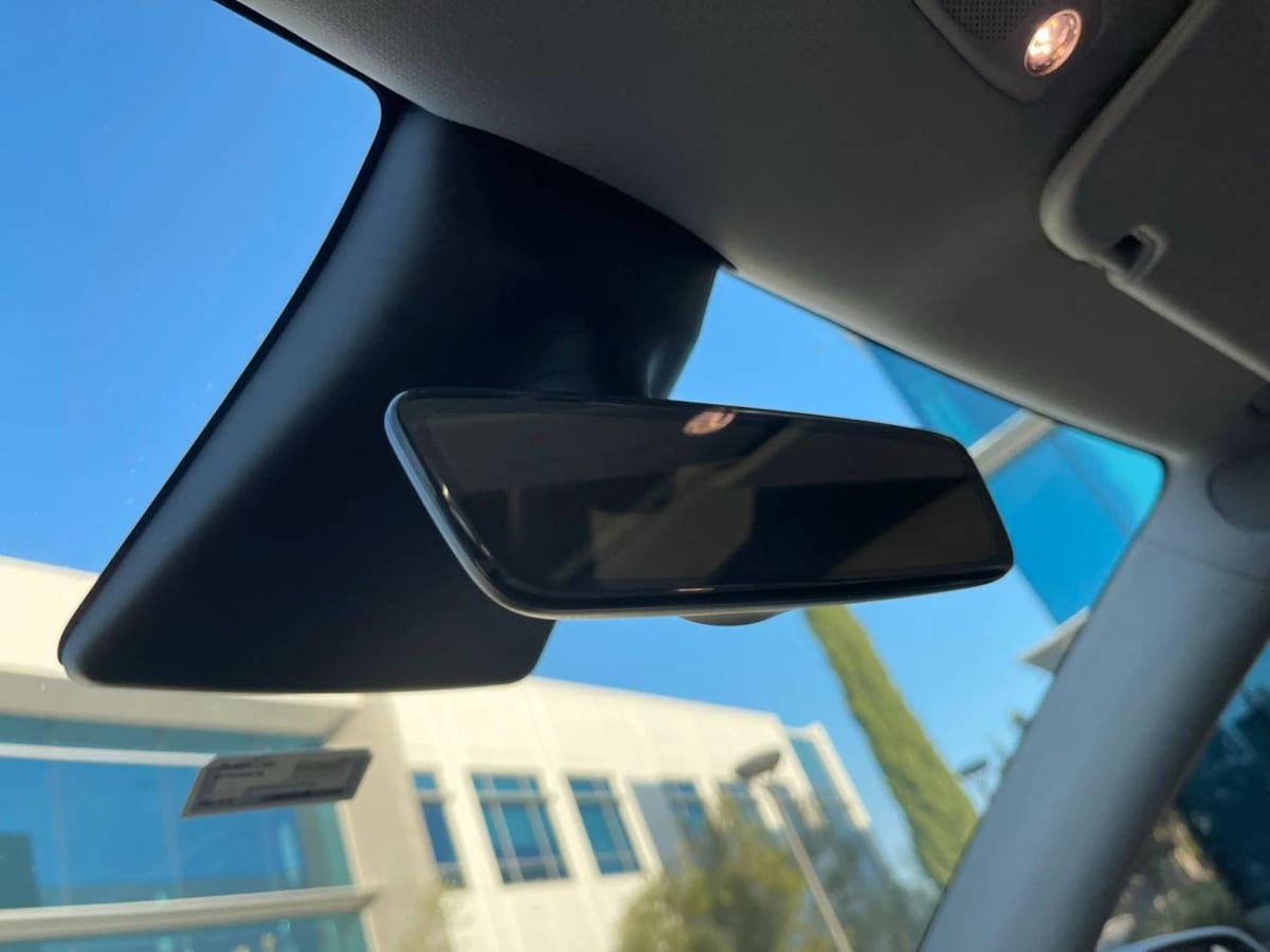Used 2024 Tesla Model Y Long Range RWD image 31
