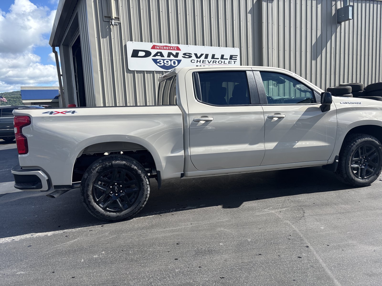 New 2026 Chevrolet Silverado 1500 RST w/ RST Select Package AWD/4WD image 4