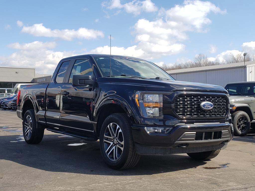 Used 2023 Ford F150 XL w/ STX Appearance Package image 3