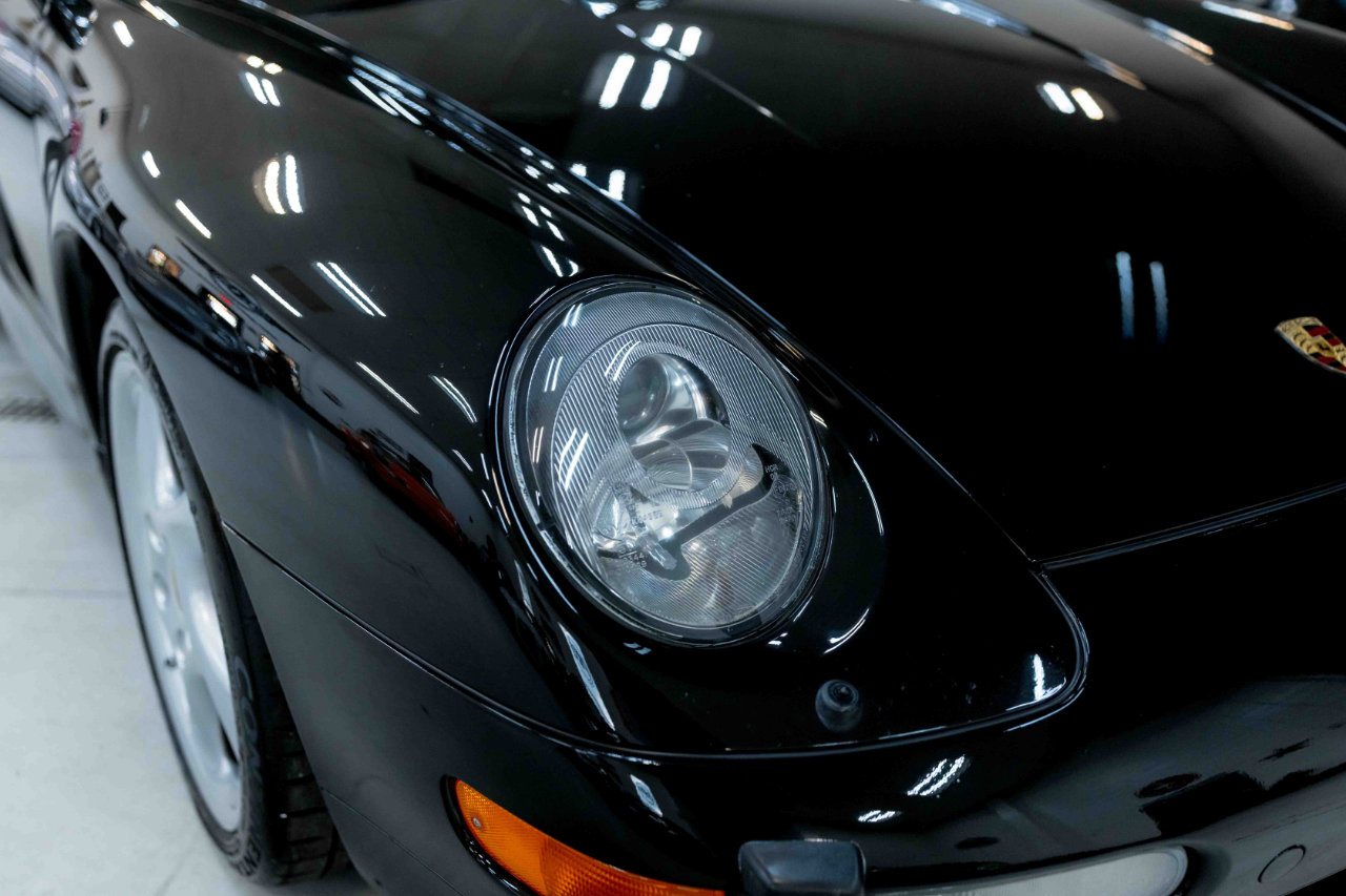 Used 1998 Porsche 911 Carrera 4S image 15