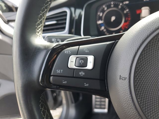Used 2019 Volkswagen Golf R 4-Door AWD/4WD image 26