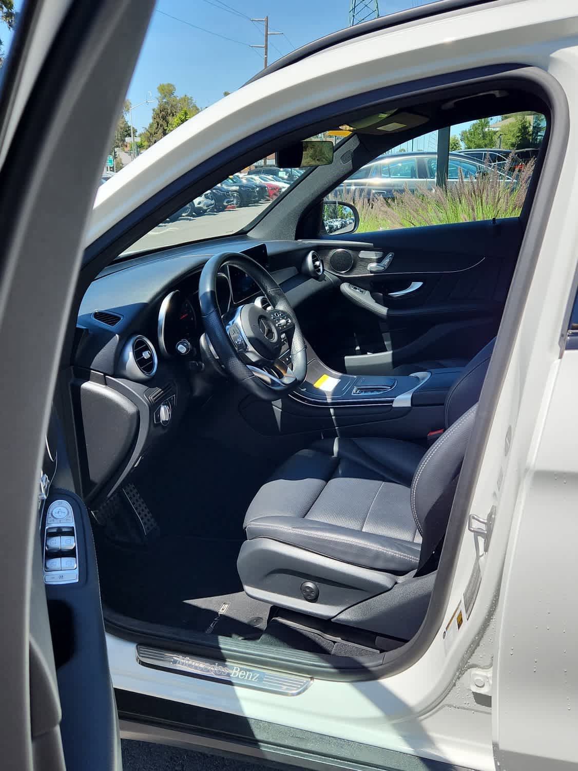 Certified 2022 Mercedes-Benz GLC 300 4MATIC image 5