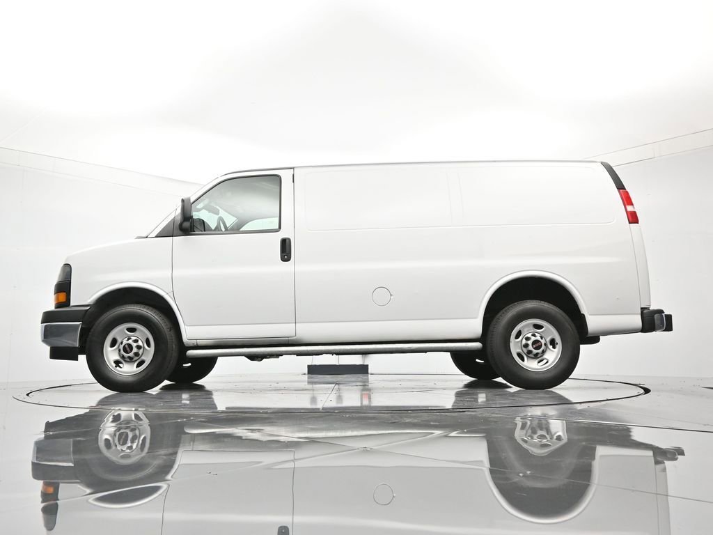Used 2024 GMC Savana 2500 w/ Driver Convenience Package image 39