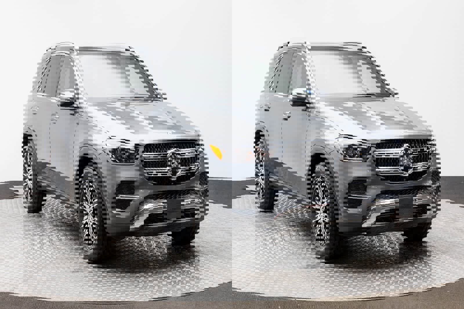 Used 2025 Mercedes-Benz GLE 450e 4MATIC w/ Driver Assistance Package image 54