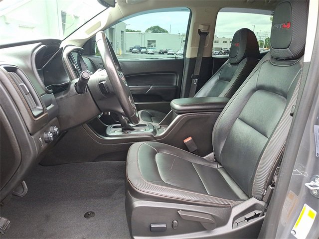 Used 2022 GMC Canyon AT4 w/ Trailering Package image 16