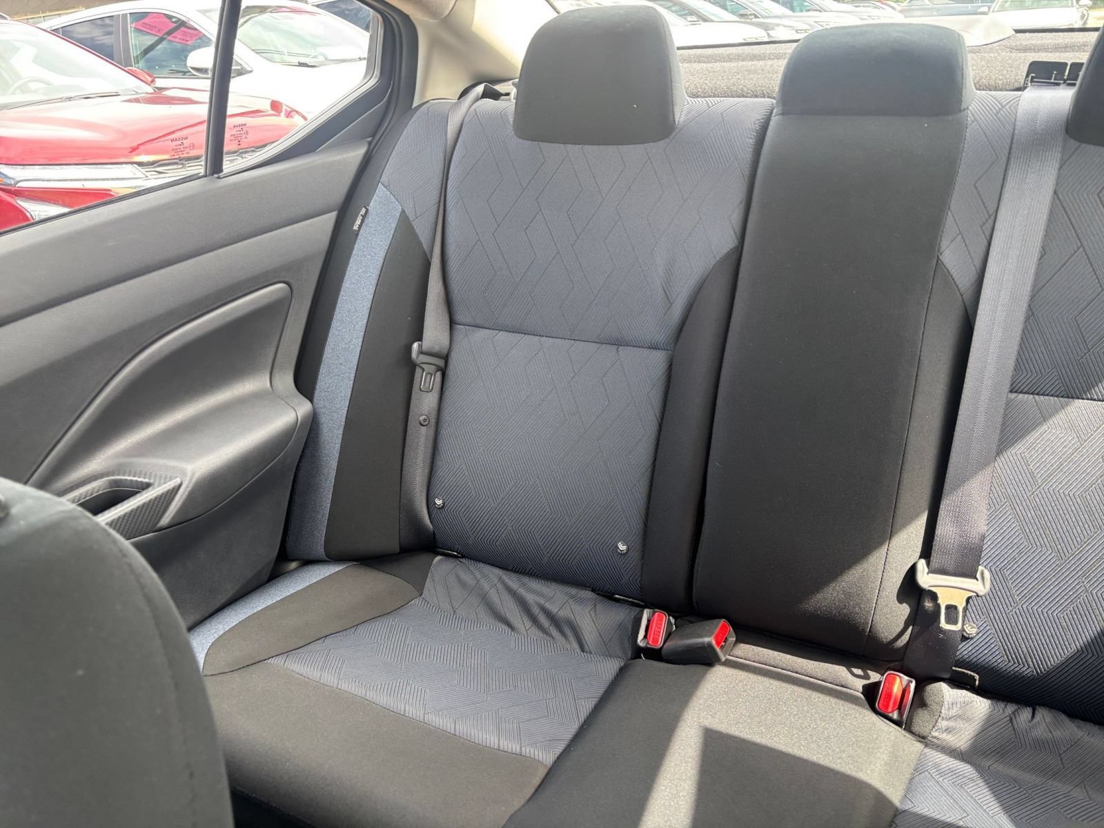 Used 2025 Nissan Versa SV FWD image 37