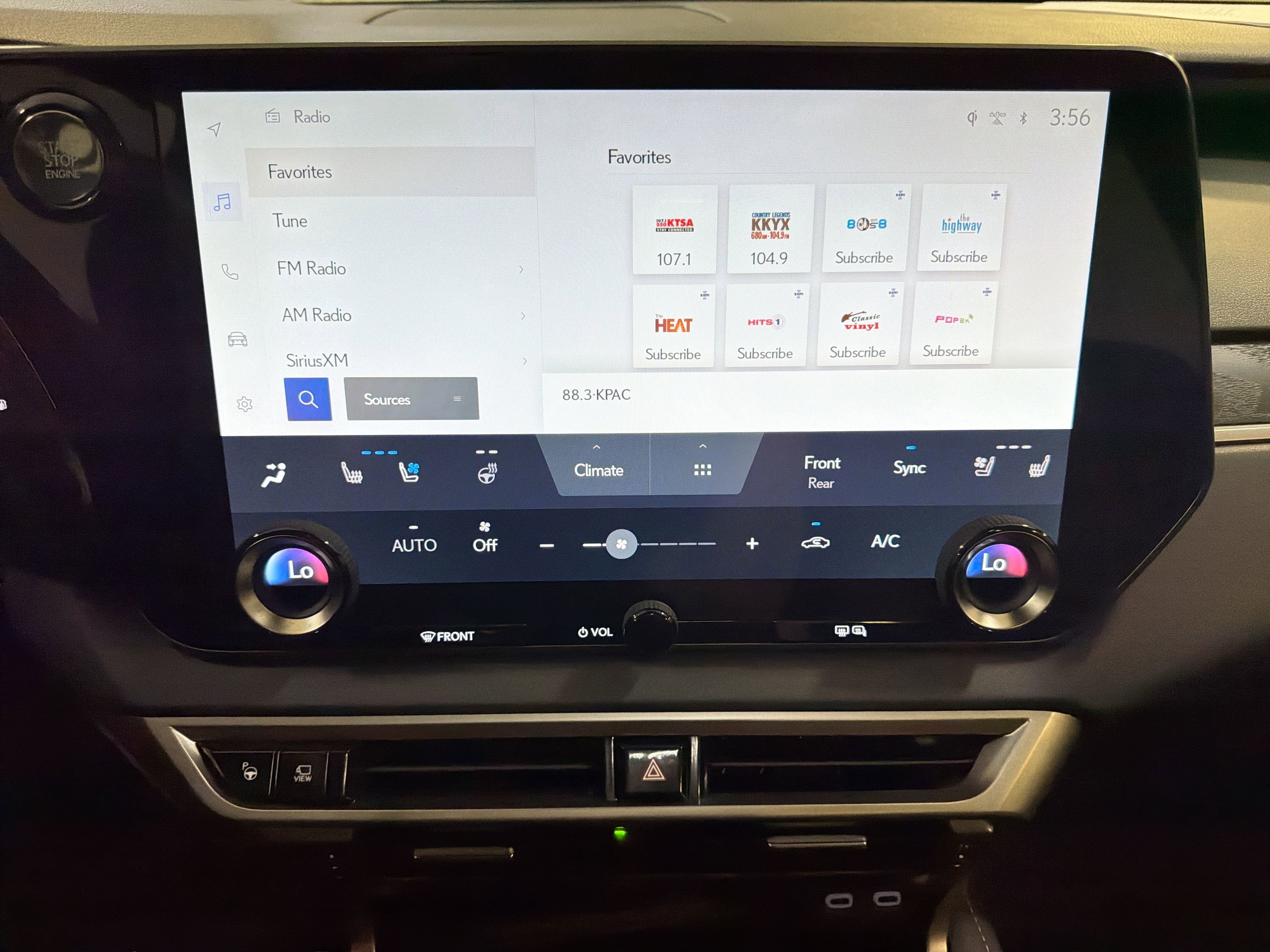 Used 2023 Lexus RX 350 FWD w/ Accessory Package image 17