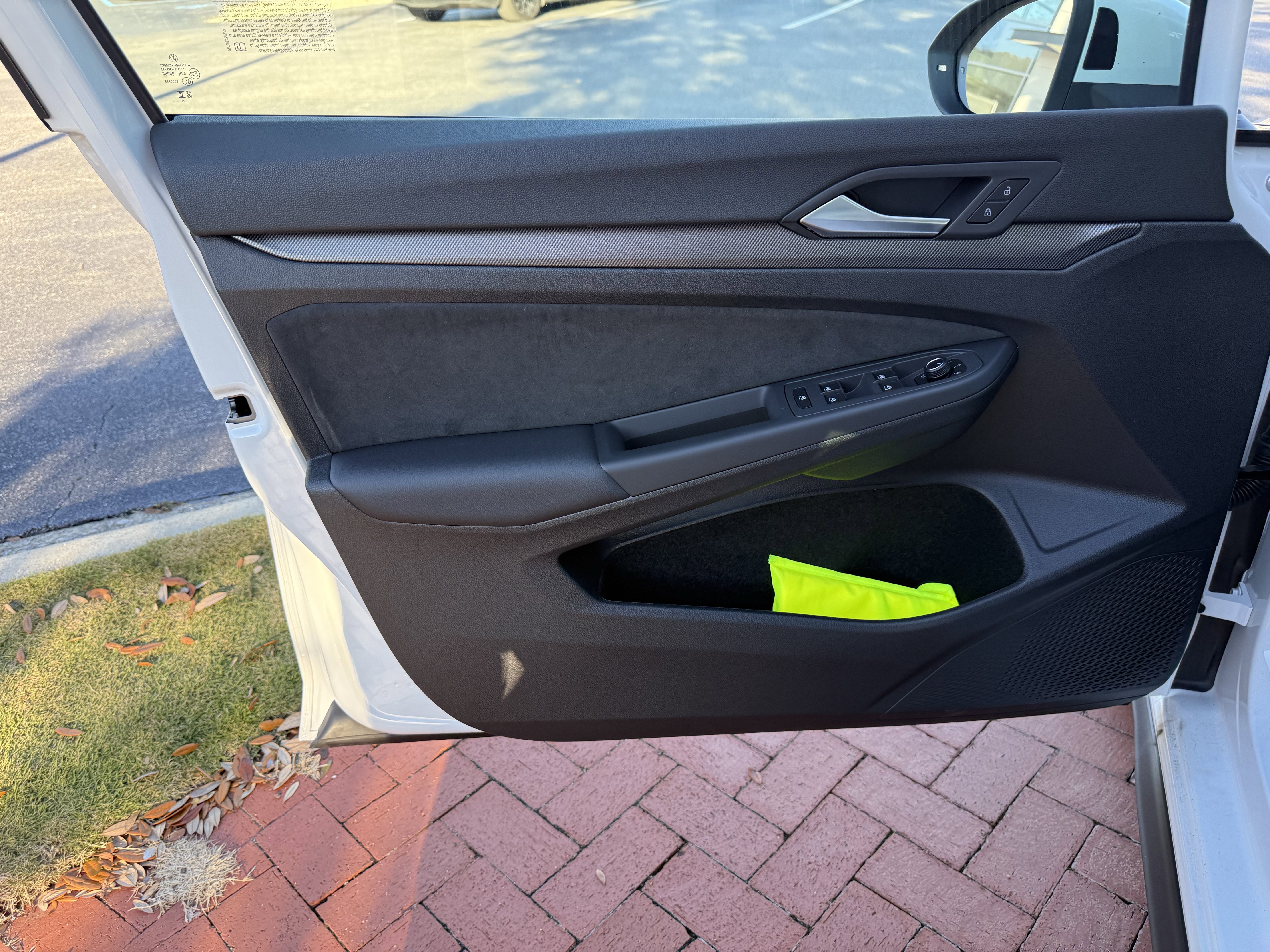 New 2026 Volkswagen GTI SE image 12