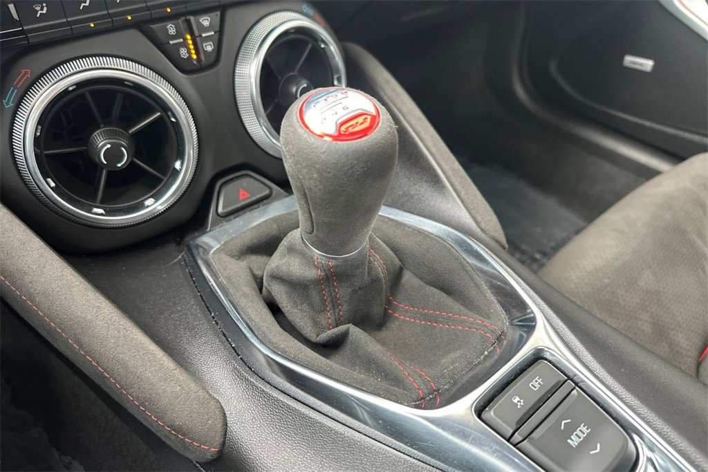 Used 2020 Chevrolet Camaro ZL1 image 22