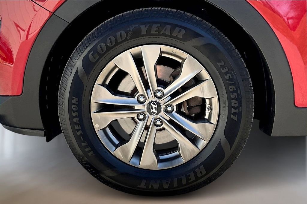 Used 2014 Hyundai Santa Fe Sport w/ Popular Equipment Package 02 image 28