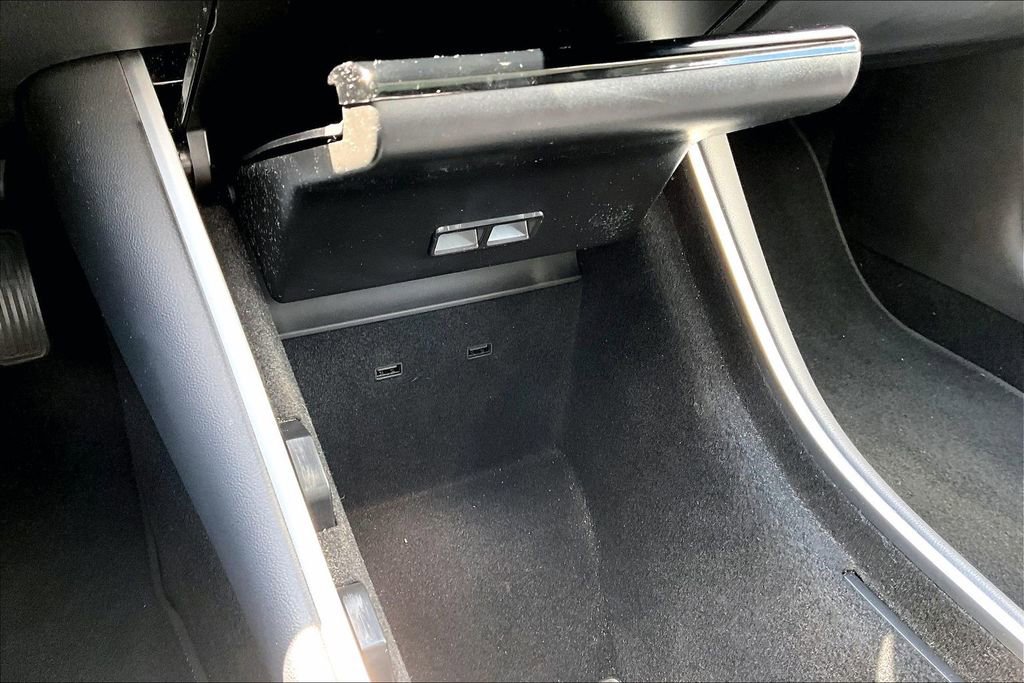 Used 2020 Tesla Model 3 Long Range image 16