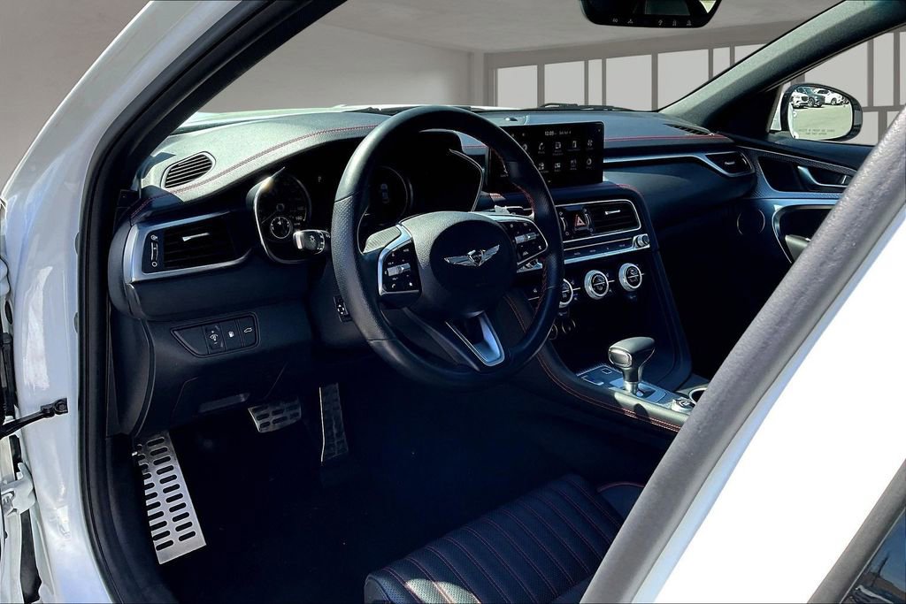 Used 2023 Genesis G70 2.0T w/ Sport Prestige Package image 17