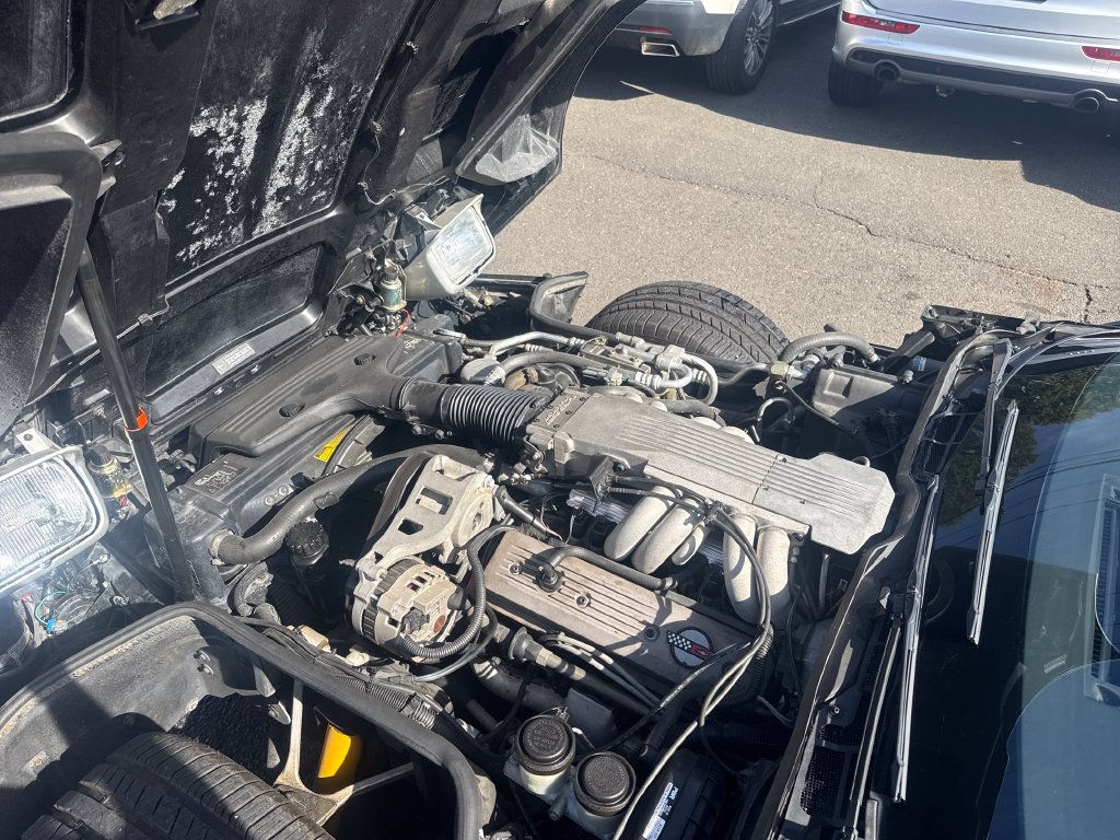 Used 1988 Chevrolet Corvette Convertible RWD image 22