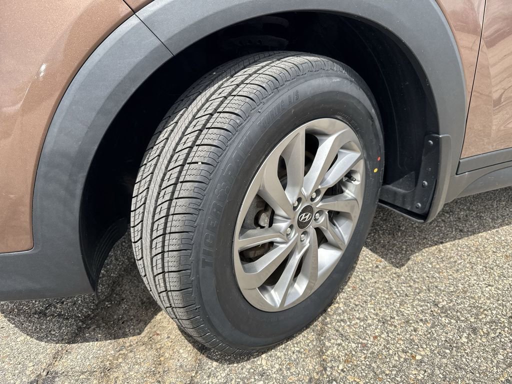 Used 2017 Hyundai Tucson SE FWD image 3