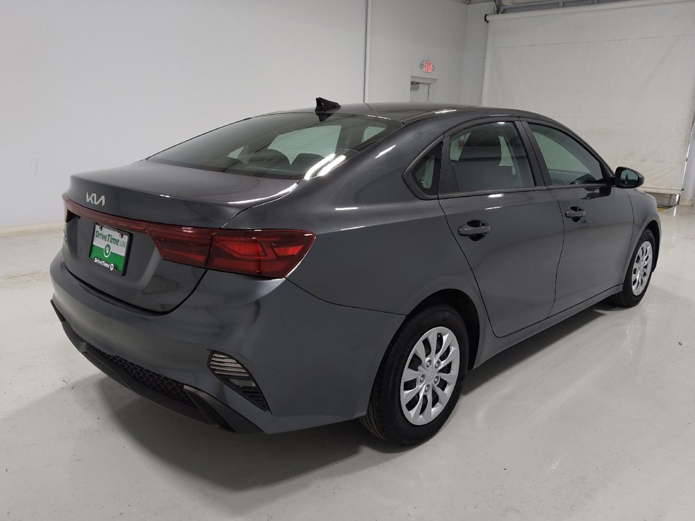 Used 2024 Kia Forte LX image 9
