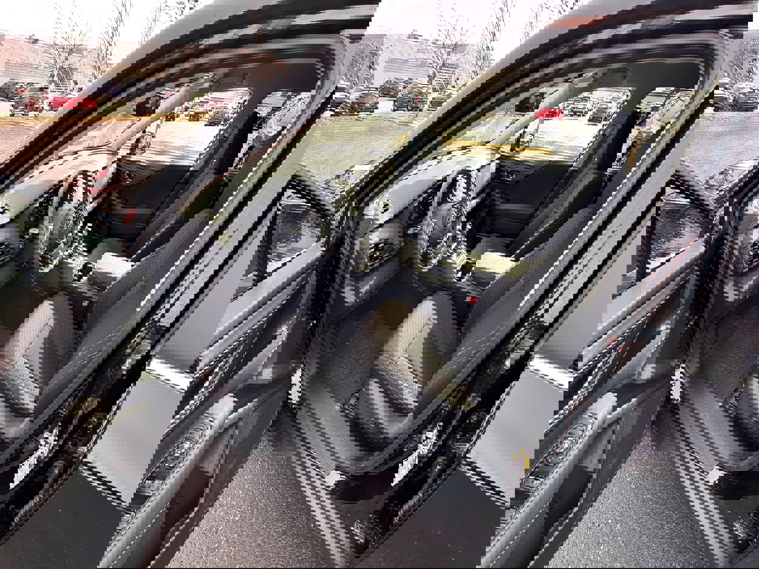 Certified 2025 Subaru Outback Premium image 12