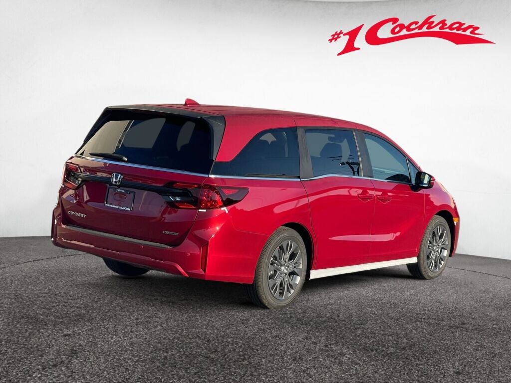 New 2026 Honda Odyssey Touring image 5