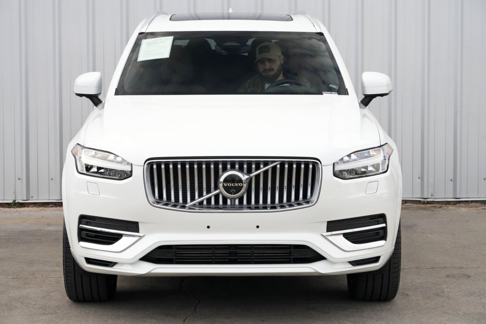 Used 2024 Volvo XC90 T8 Plus image 49