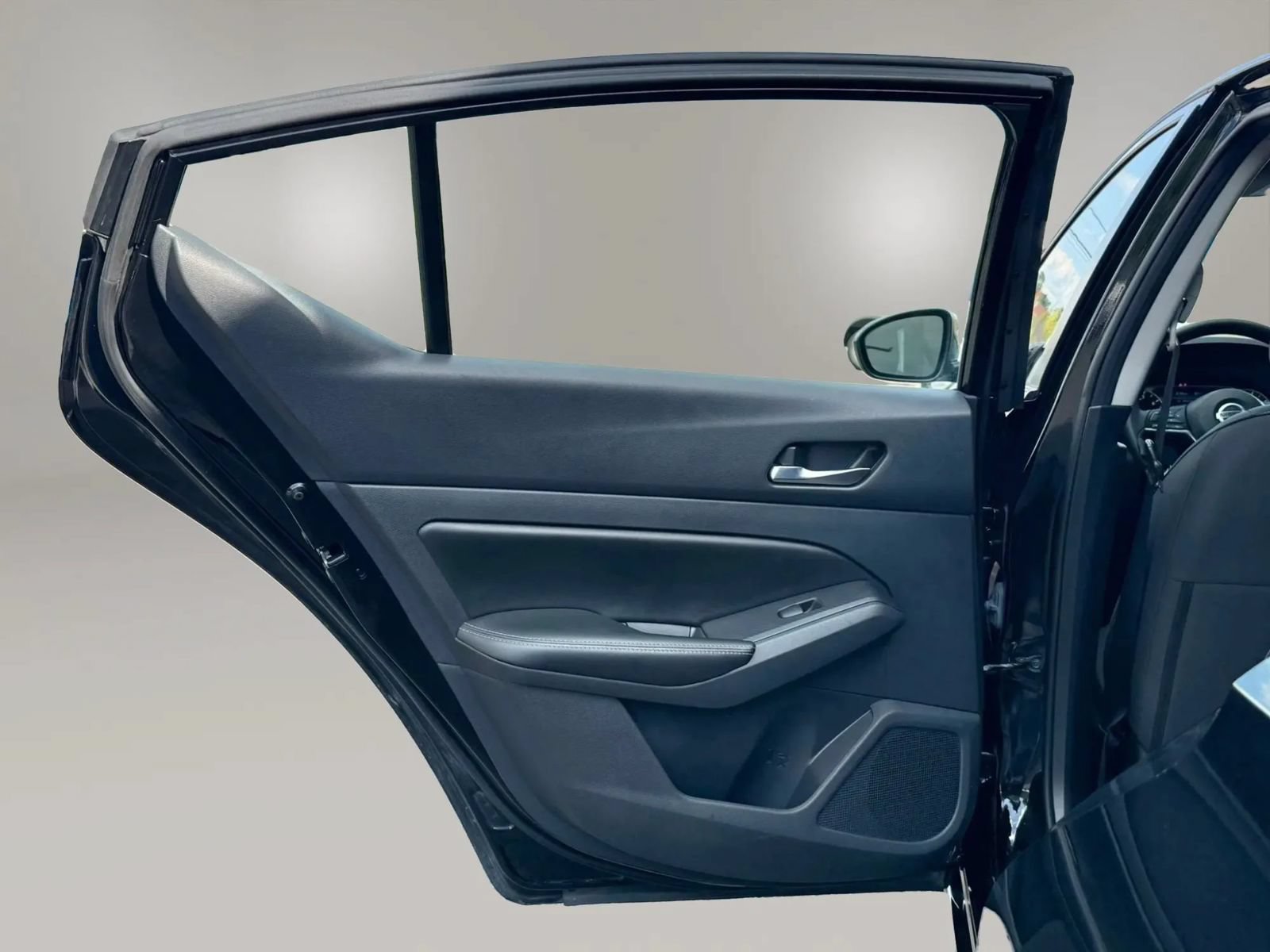 Used 2022 Nissan Altima 2.5 SV FWD image 19