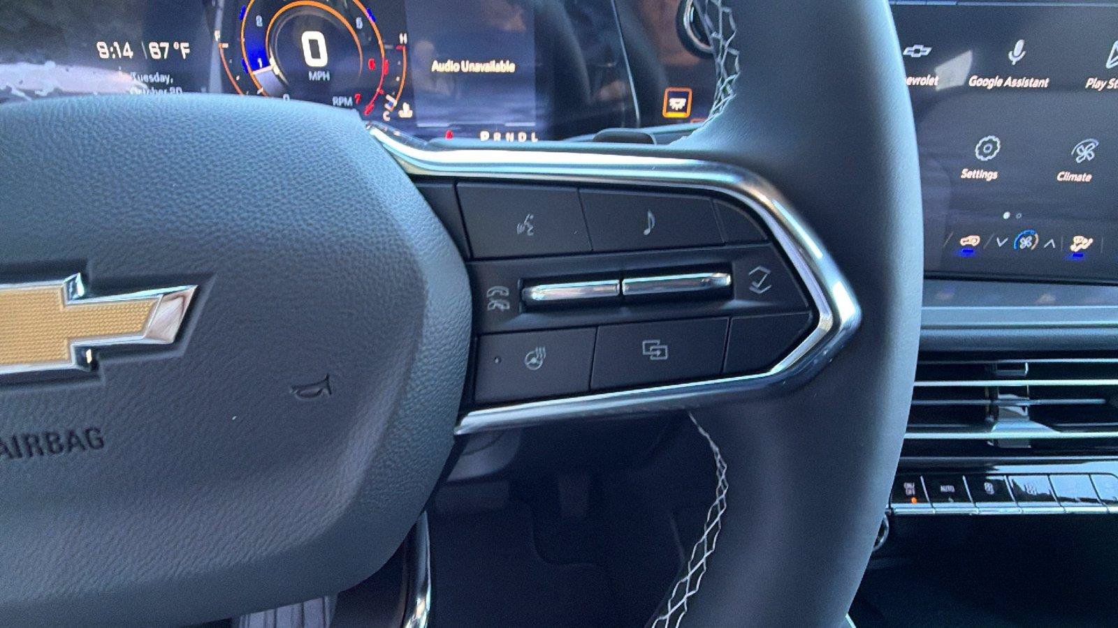 New 2027 Chevrolet Traverse LT FWD image 23