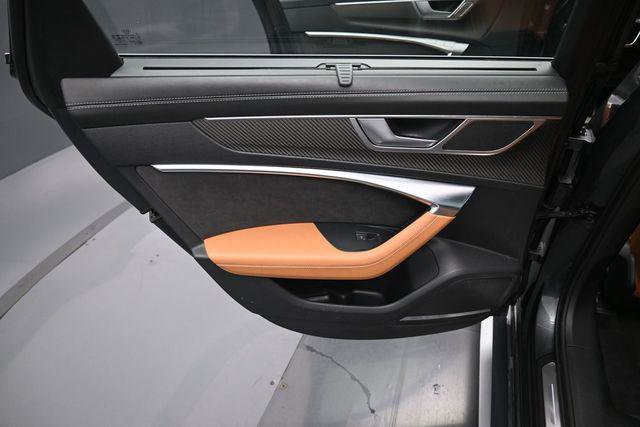 Used 2023 Audi RS 6 AWD/4WD image 30