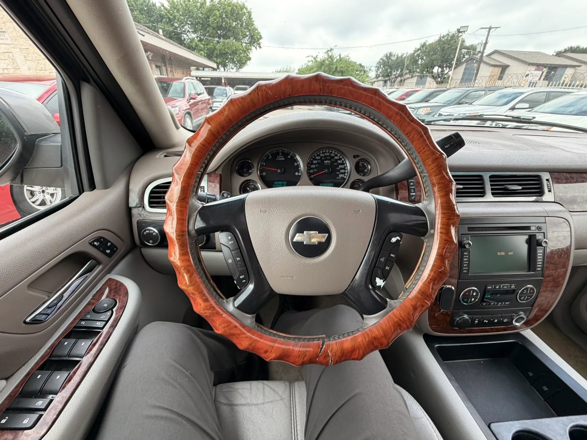 Used 2007 Chevrolet Avalanche LT w/ LT Preferred Equipment Group AWD/4WD image 40