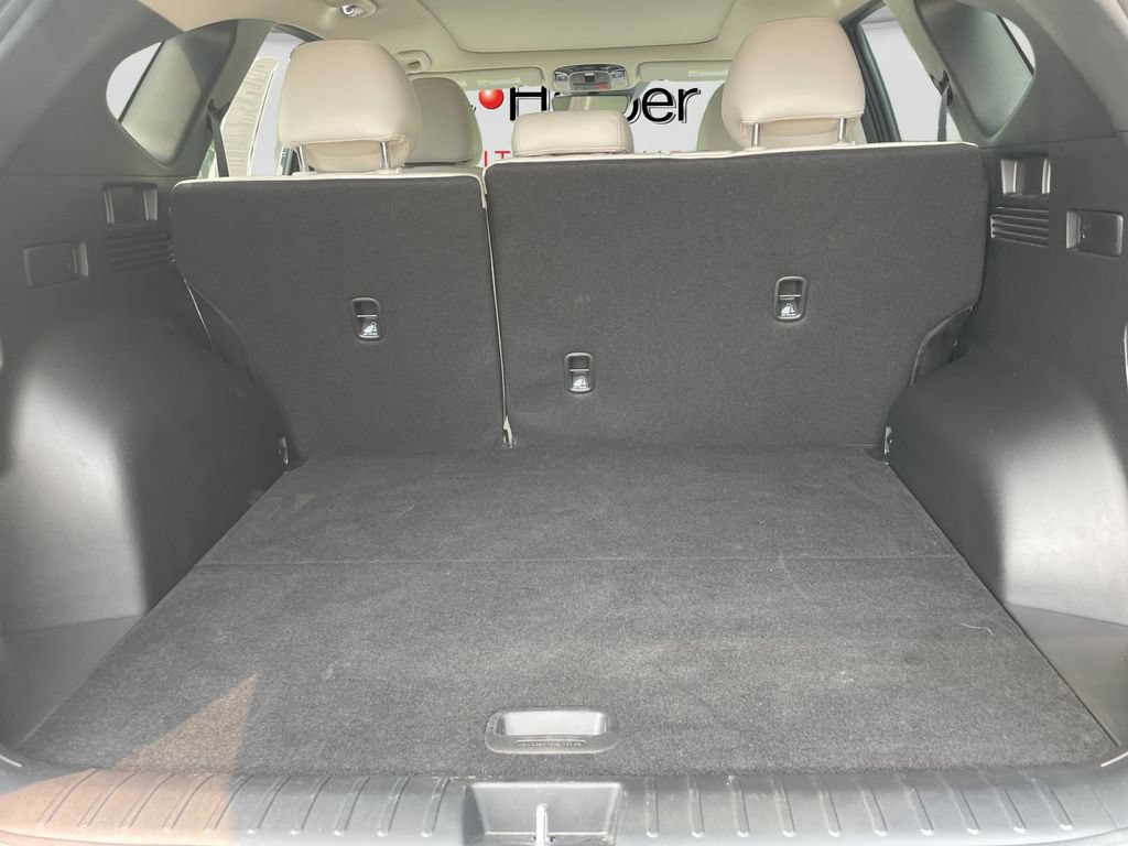 Used 2025 Hyundai Tucson Limited AWD/4WD image 16