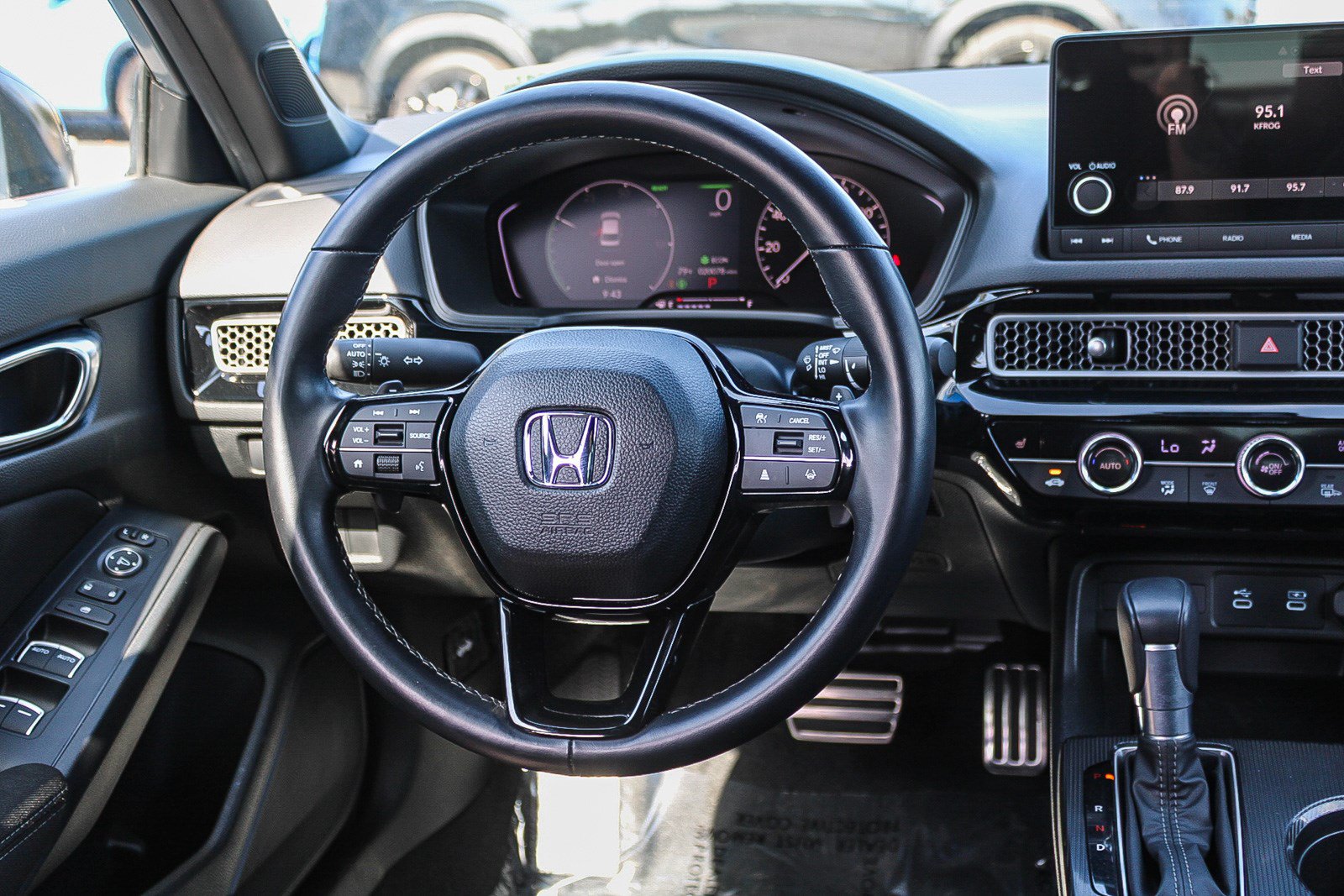 Certified 2025 Honda Civic Sport image 17