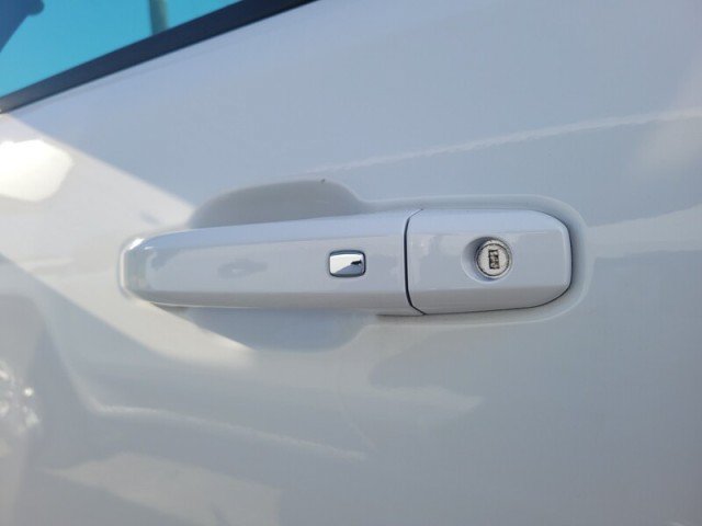 Used 2026 Chevrolet Colorado LT w/ LT Convenience Package RWD image 8