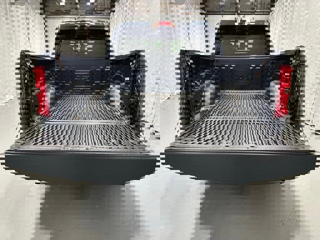 Used 2025 RAM 1500 Laramie image 46