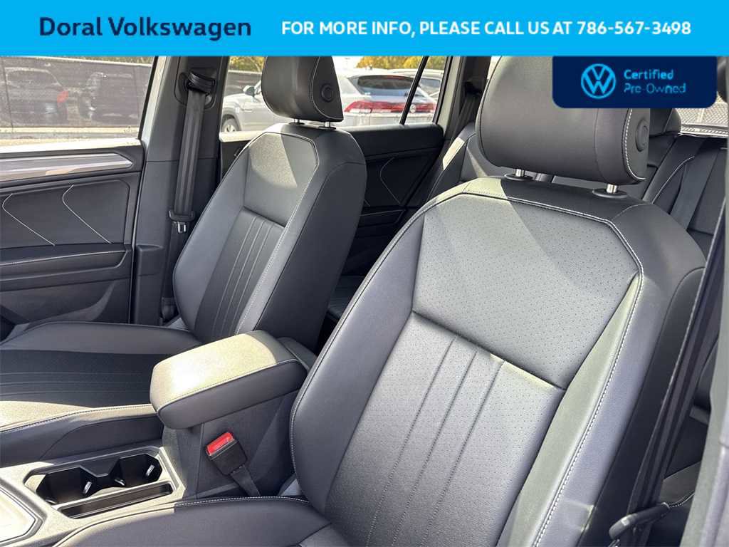 Certified 2024 Volkswagen Tiguan SE R-Line image 13