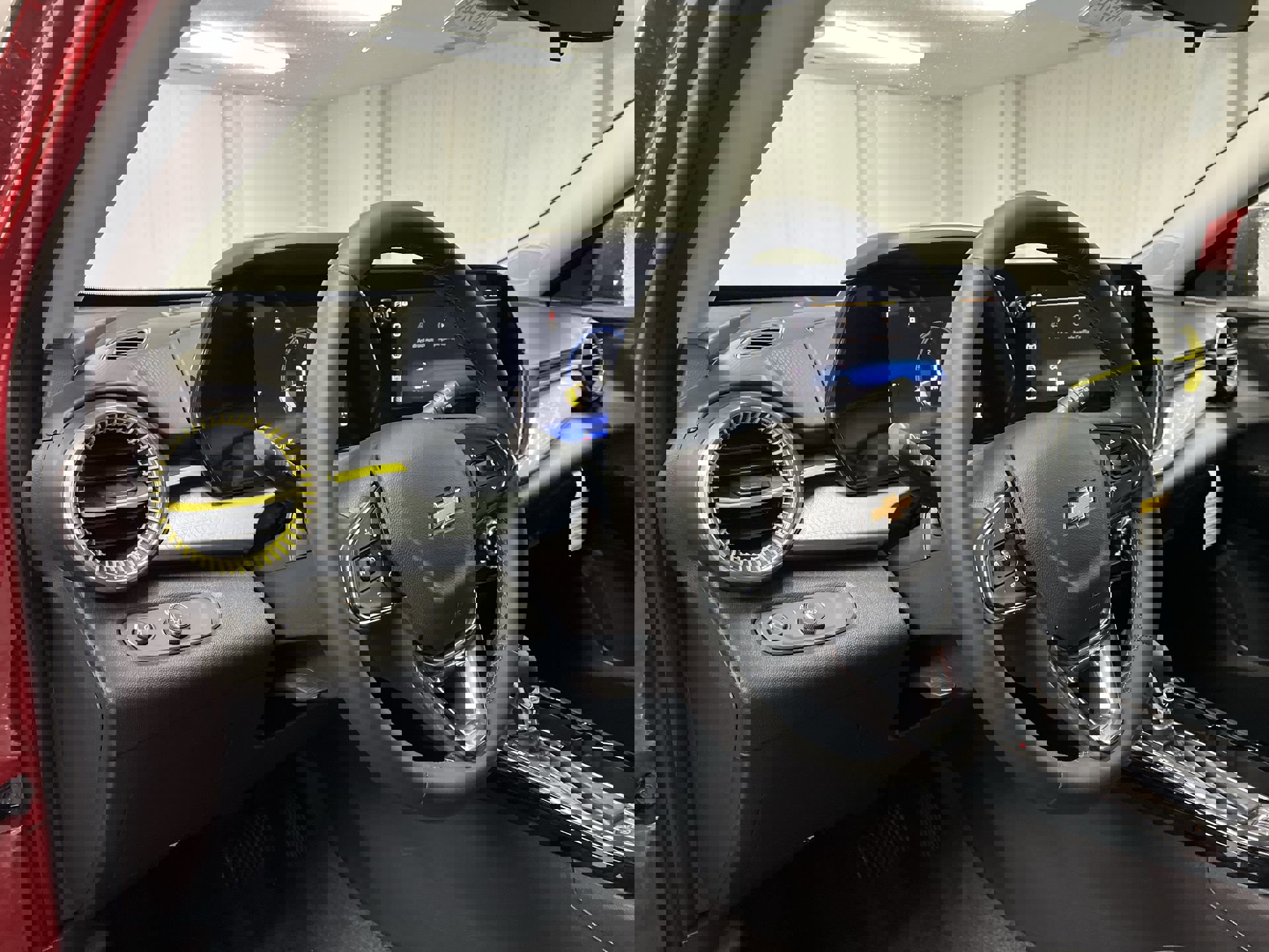 New 2026 Chevrolet Trax LT w/ Sunroof Package image 43