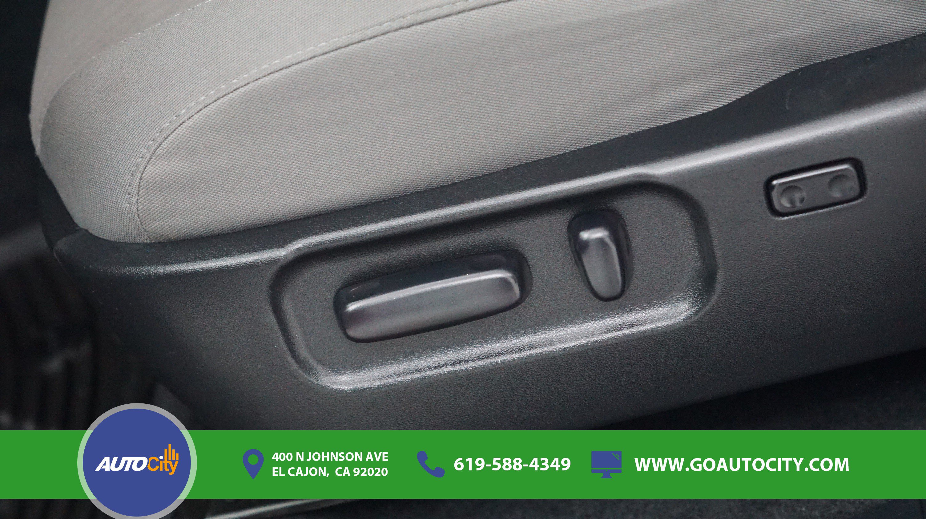 Used 2022 Toyota Tacoma SR5 RWD image 15