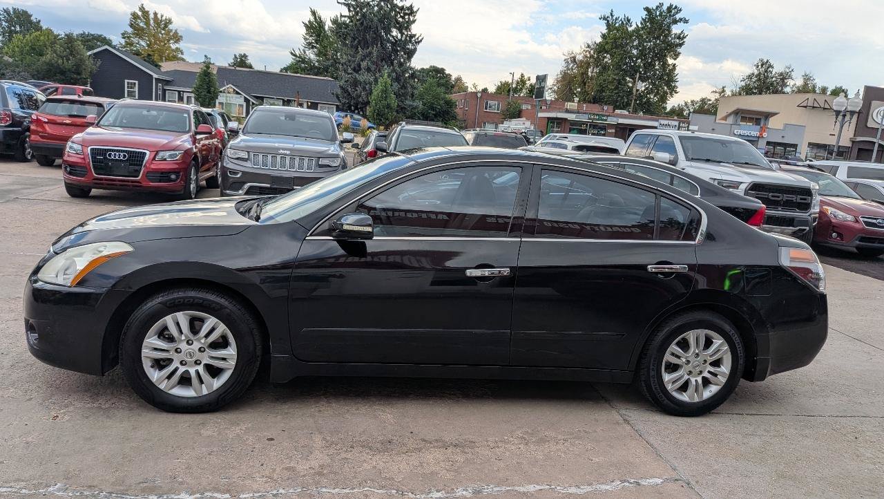 Used 2011 Nissan Altima 2.5 SL w/ 2.5SL Pkg FWD image 8