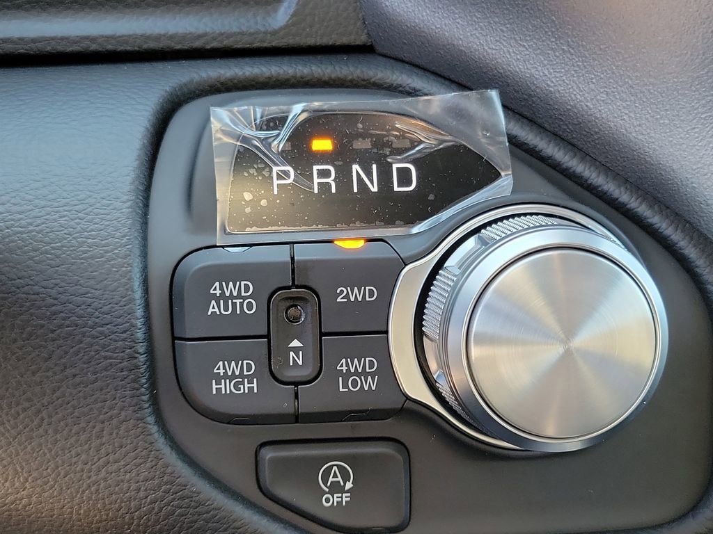 New 2026 RAM 1500 Laramie AWD/4WD image 10