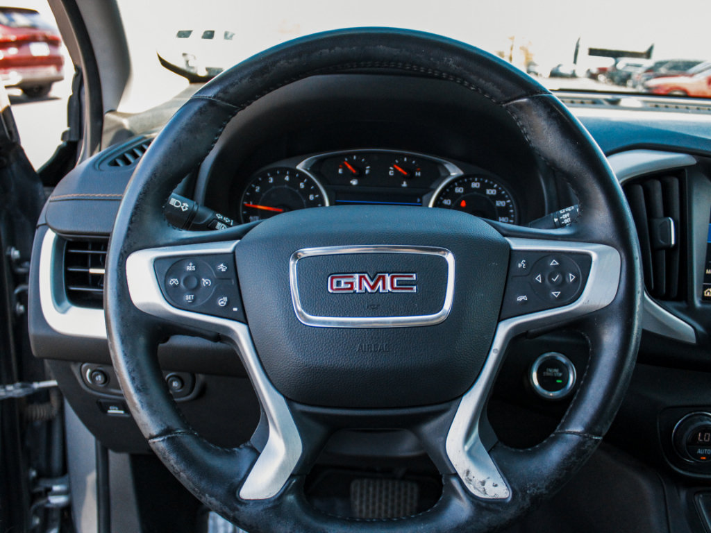 Used 2020 GMC Terrain SLT w/ Preferred Package AWD/4WD image 14