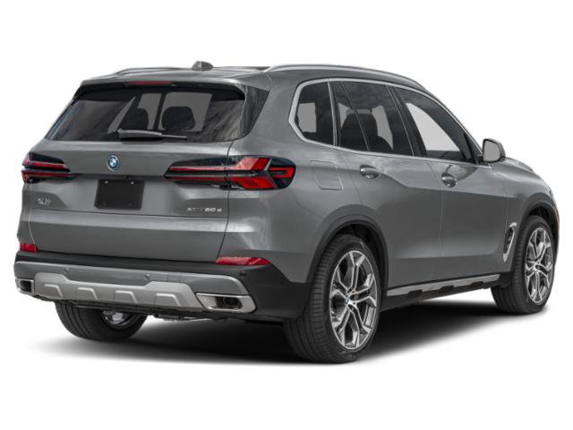 New 2026 BMW X5 xDrive50e w/ M Sport Package AWD/4WD image 2