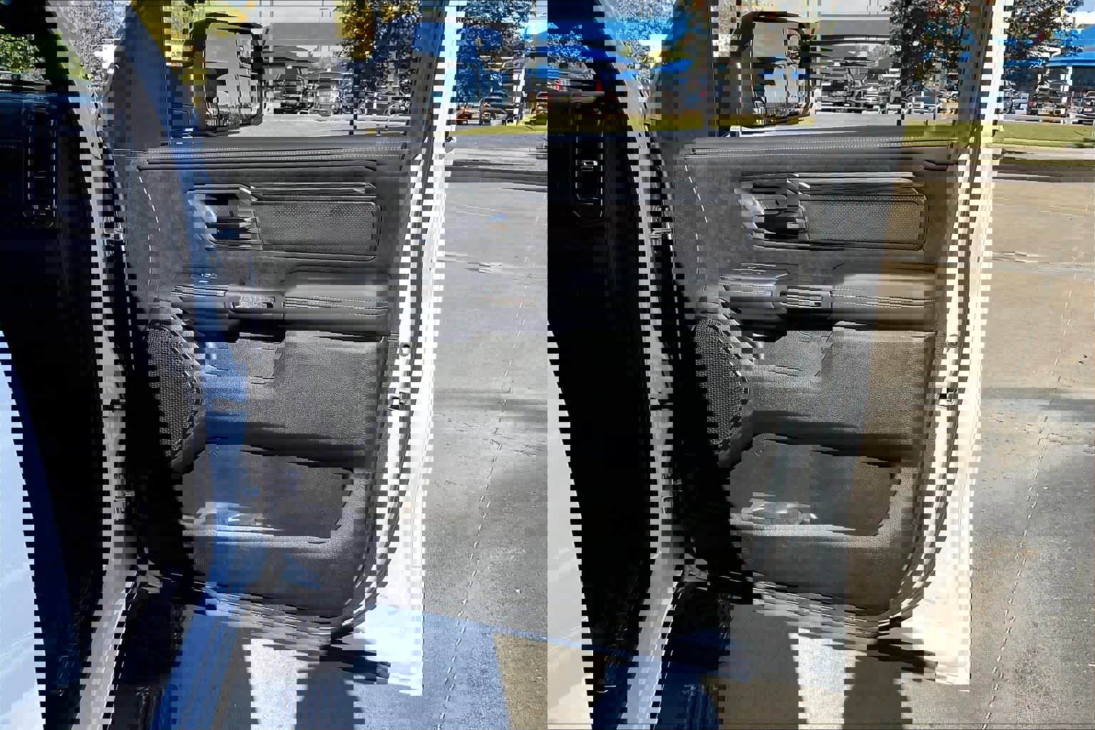 Used 2025 RAM 1500 RHO w/ Bed Utility Group image 21