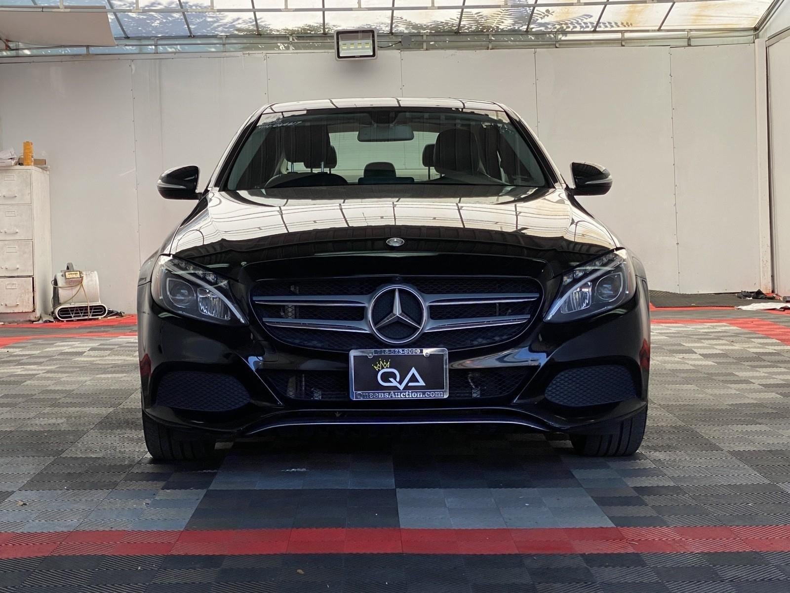 Used 2015 Mercedes-Benz C 300 4MATIC Sedan image 2