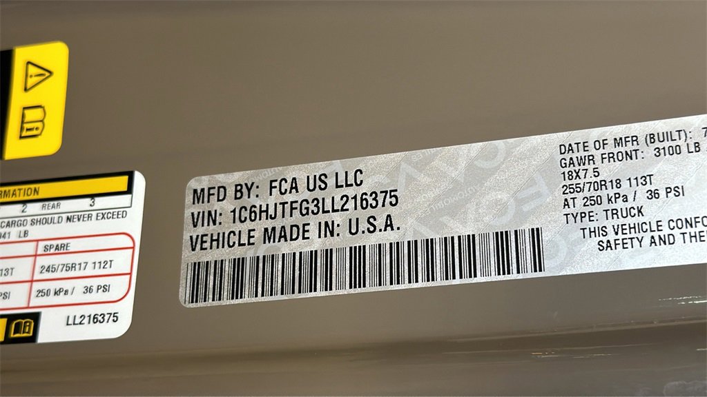 Used 2020 Jeep Gladiator Overland image 36