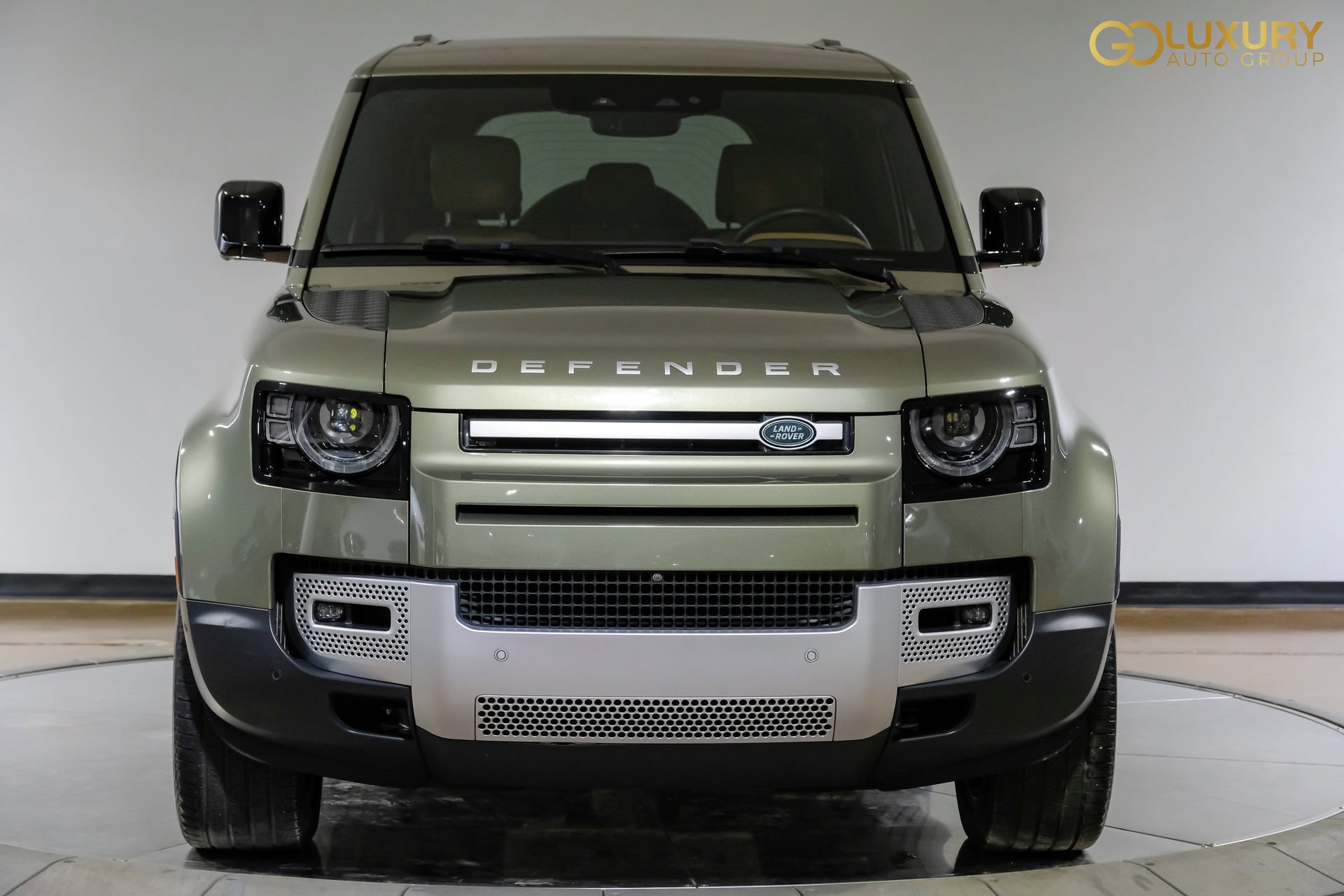 Used 2023 Land Rover Defender 110 SE AWD/4WD image 7