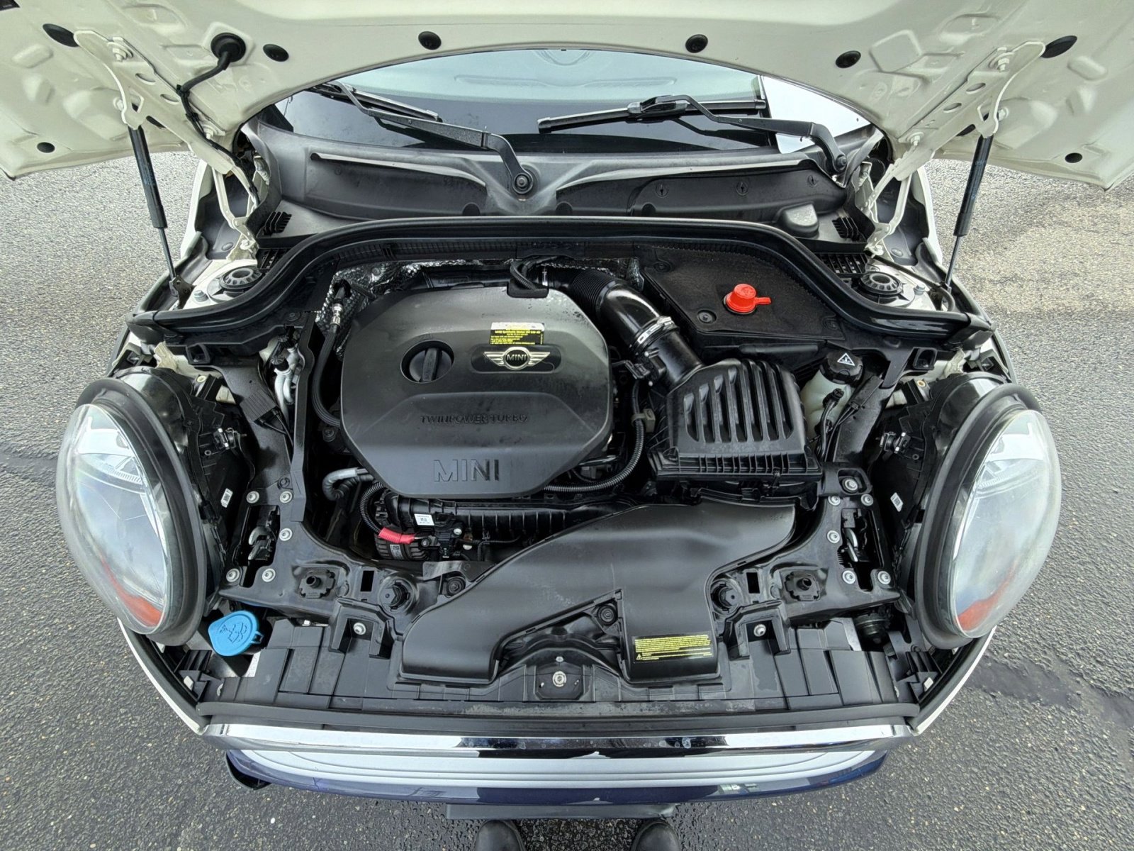 Used 2014 MINI Cooper 2-Door Hardtop image 26