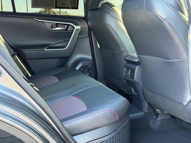 Used 2024 Toyota RAV4 XSE w/ Weather Package AWD/4WD image 19